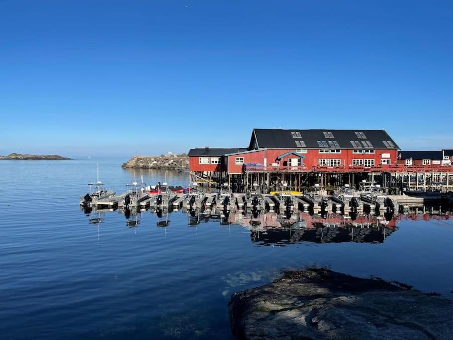 A, The Far End Of Lofoten, Top Apartment. Sørvågen Kültér fotó