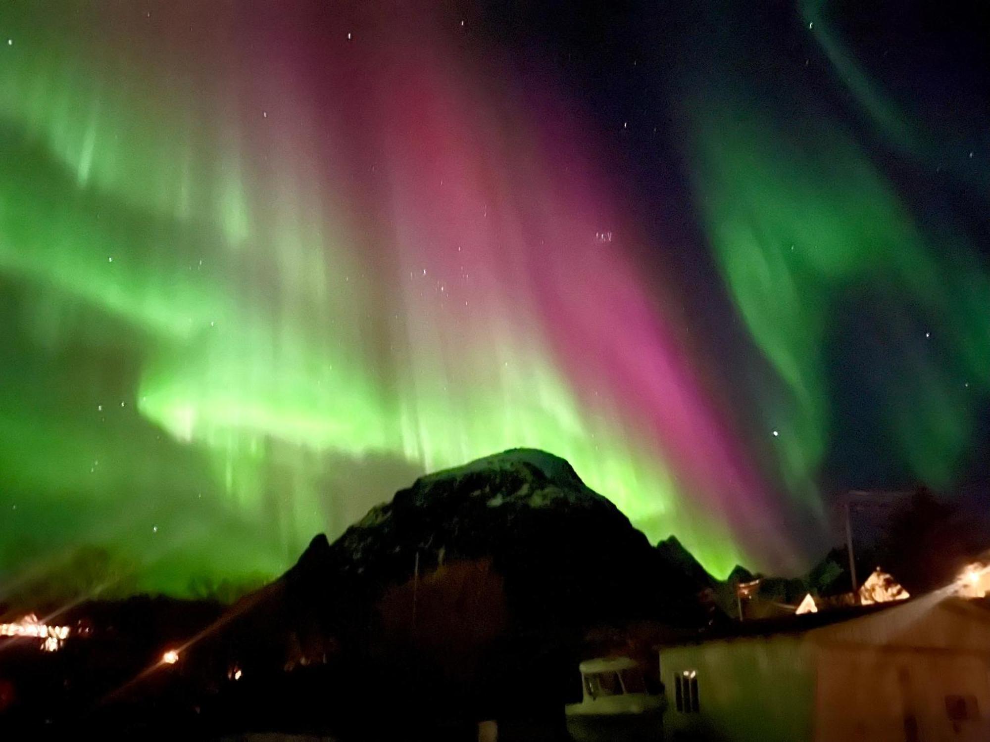 A, The Far End Of Lofoten, Top Apartment. Sørvågen Kültér fotó